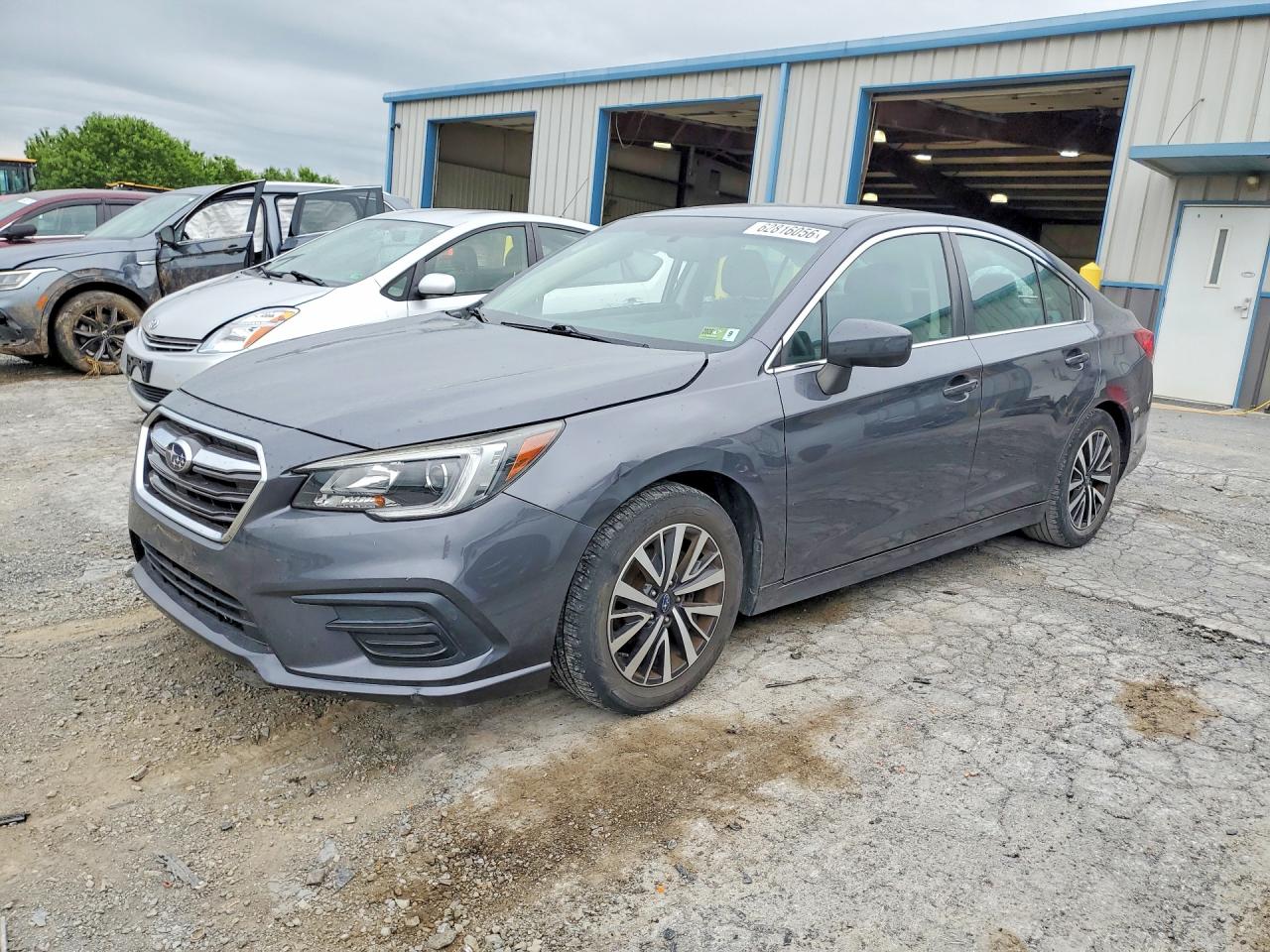 4S3BNAC68J3032825 · 2018 SUBARU LEGACY