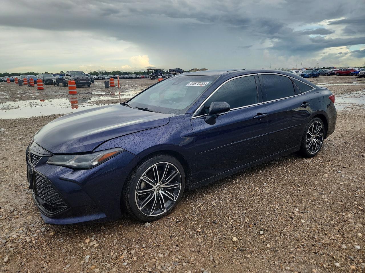 2022 TOYOTA AVALON