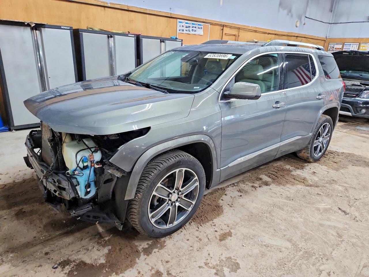 1GKKNXLS3JZ130310 · 2018 GMC ACADIA