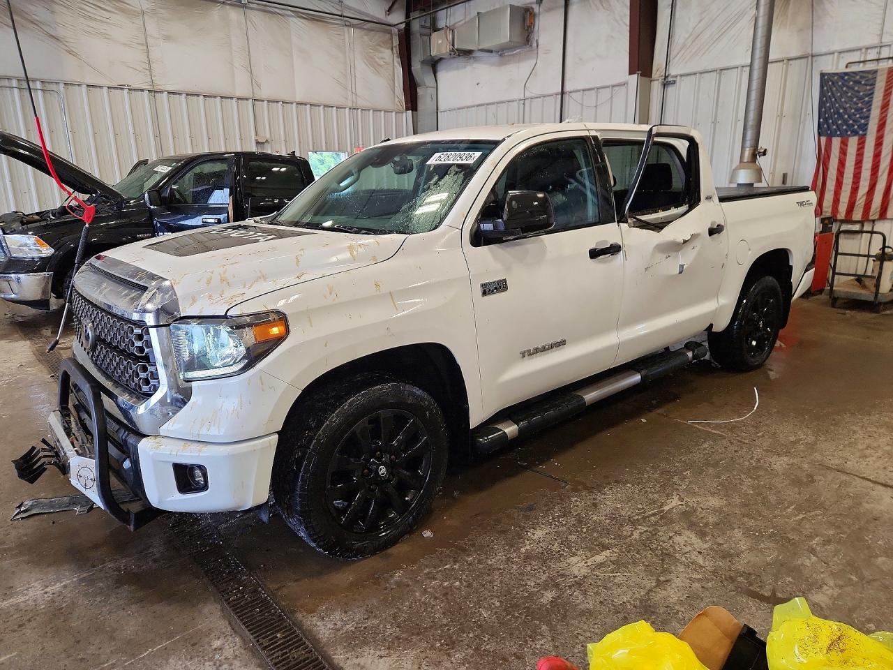 5TFEY5F11KX253317 · 2019 TOYOTA TUNDRA
