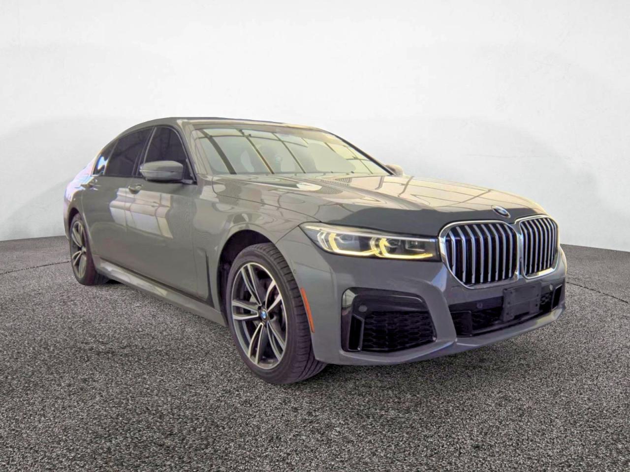 WBA7T4C01LGF97132 · 2020 BMW 740