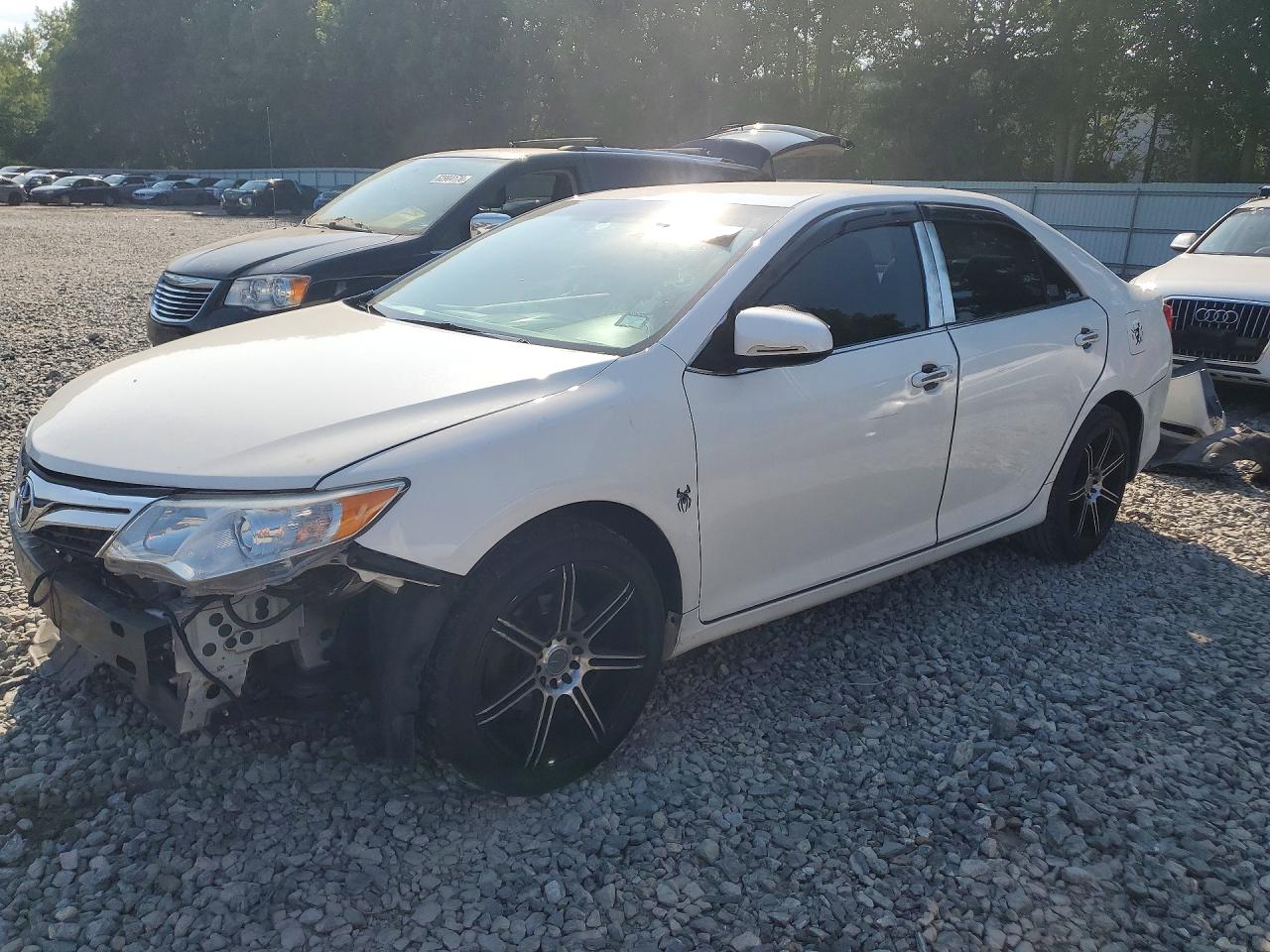 4T1BF1FK0CU502926 · 2012 TOYOTA CAMRY