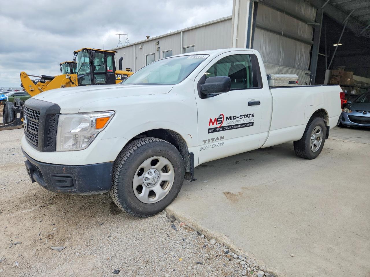 1N6AA1R8XHN559664 · 2017 NISSAN TITAN