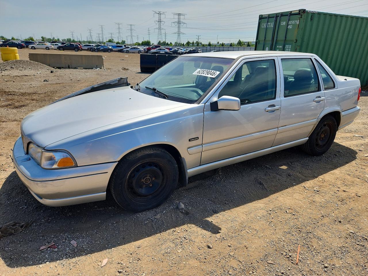 1998 VOLVO S70