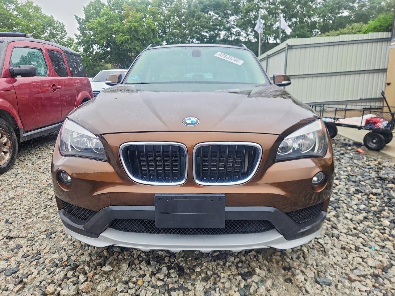 WBAVL1C5XFVY34621 · 2015 BMW X1 · 5/13