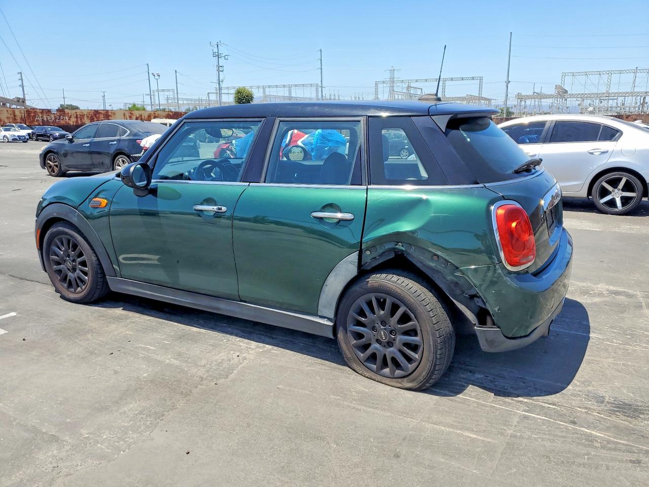 WMWXS5C5XFT827716 · 2015 MINI COOPER · 2/12