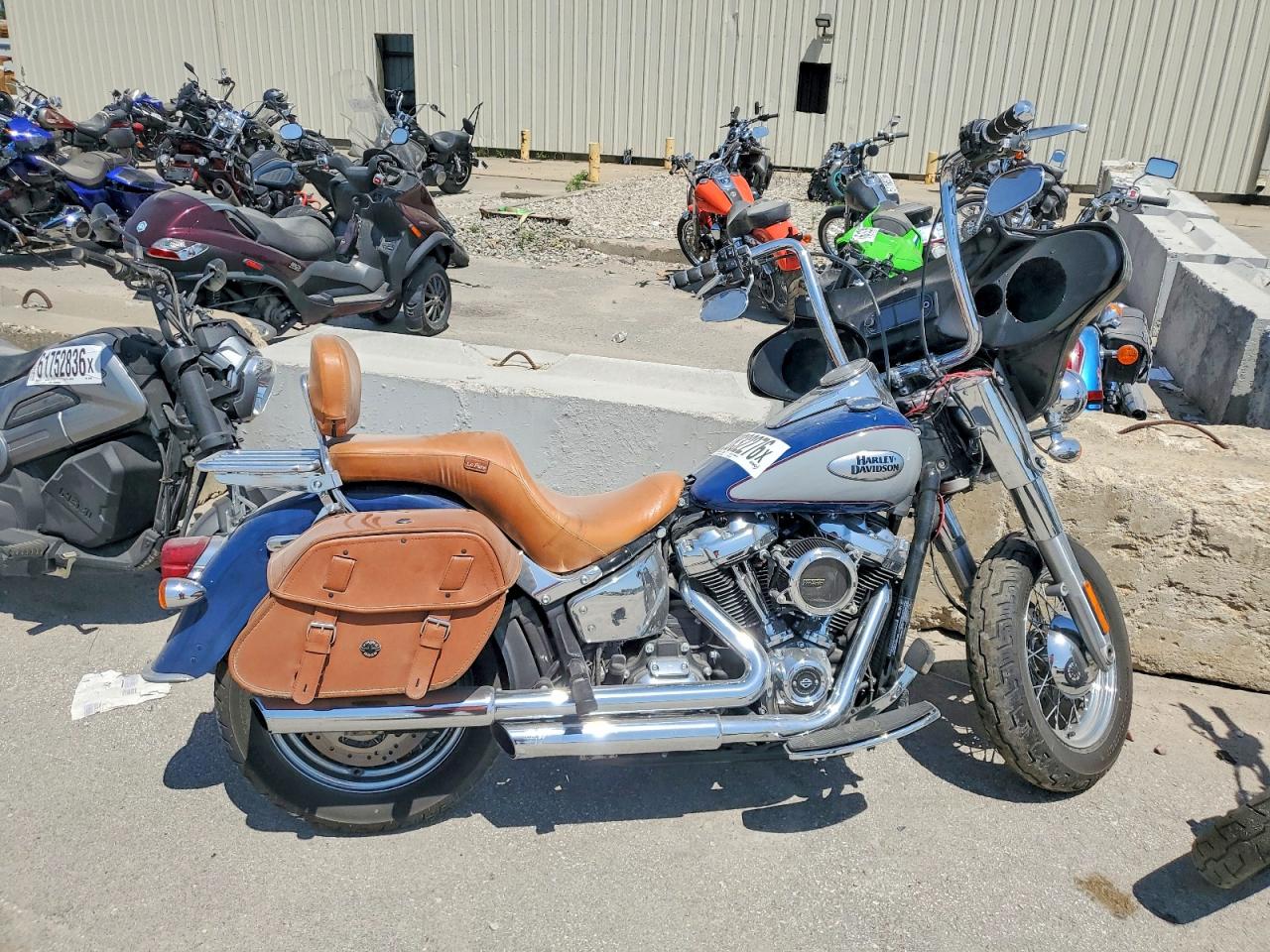 1HD1YBK19PB021621 · 2023 HARLEY-DAVIDSON FLHCS