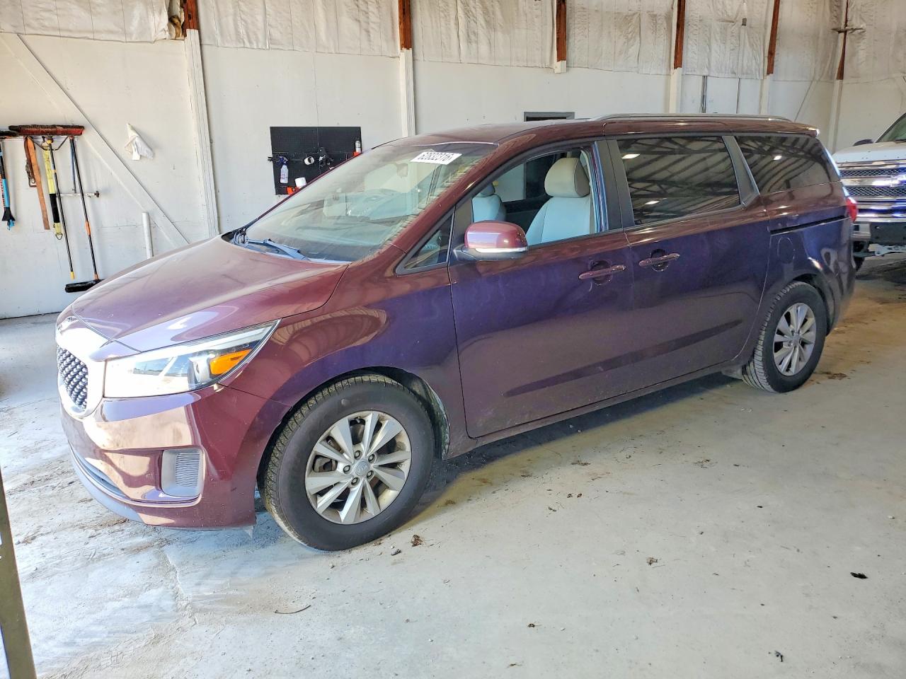 2016 KIA SEDONA
