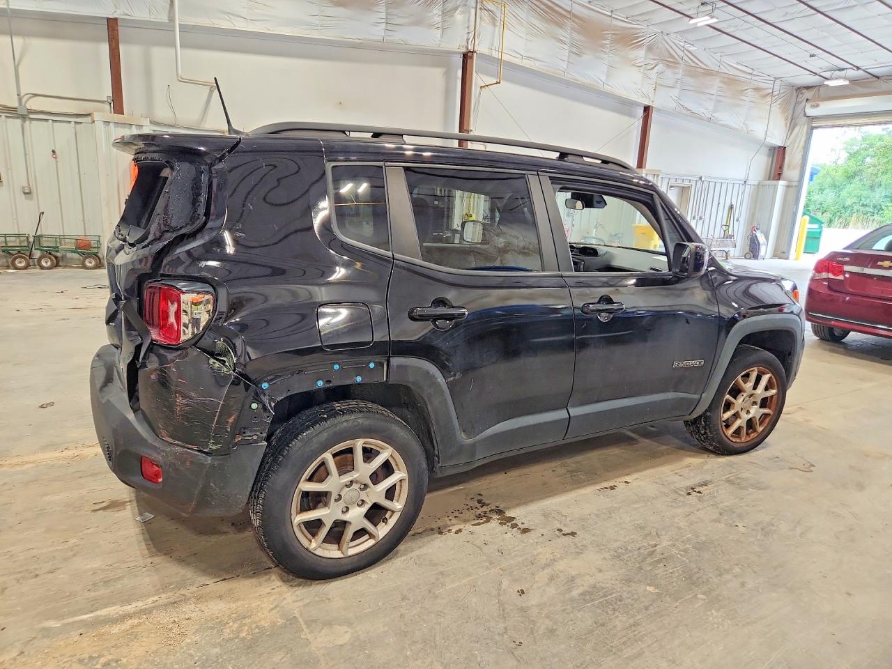 ZACNJBBB3LPL39649 · 2020 JEEP RENEGADE · 3/13