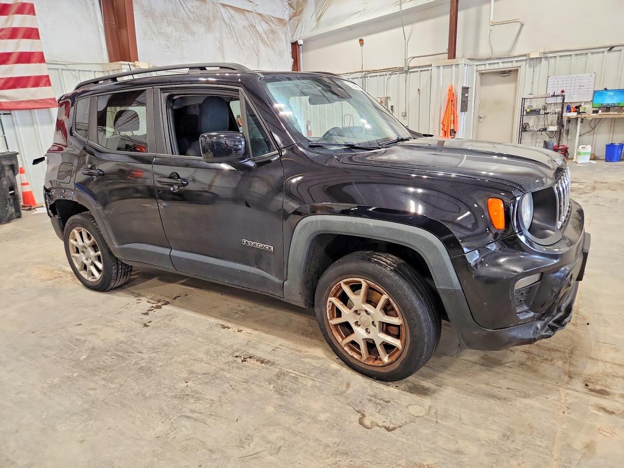 ZACNJBBB3LPL39649 · 2020 JEEP RENEGADE · 4/13