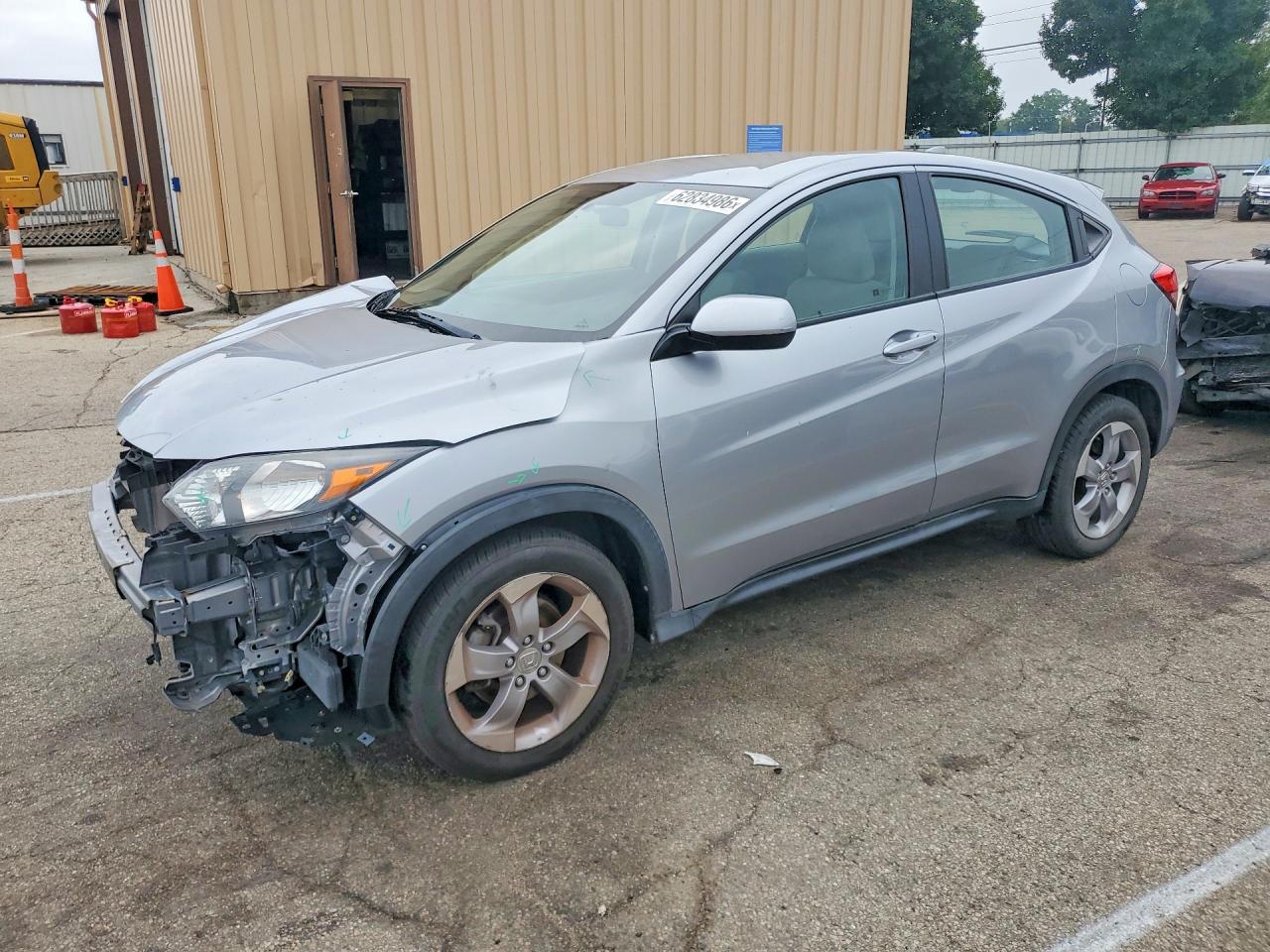 3CZRU6H32JG710750 · 2018 HONDA HR-V