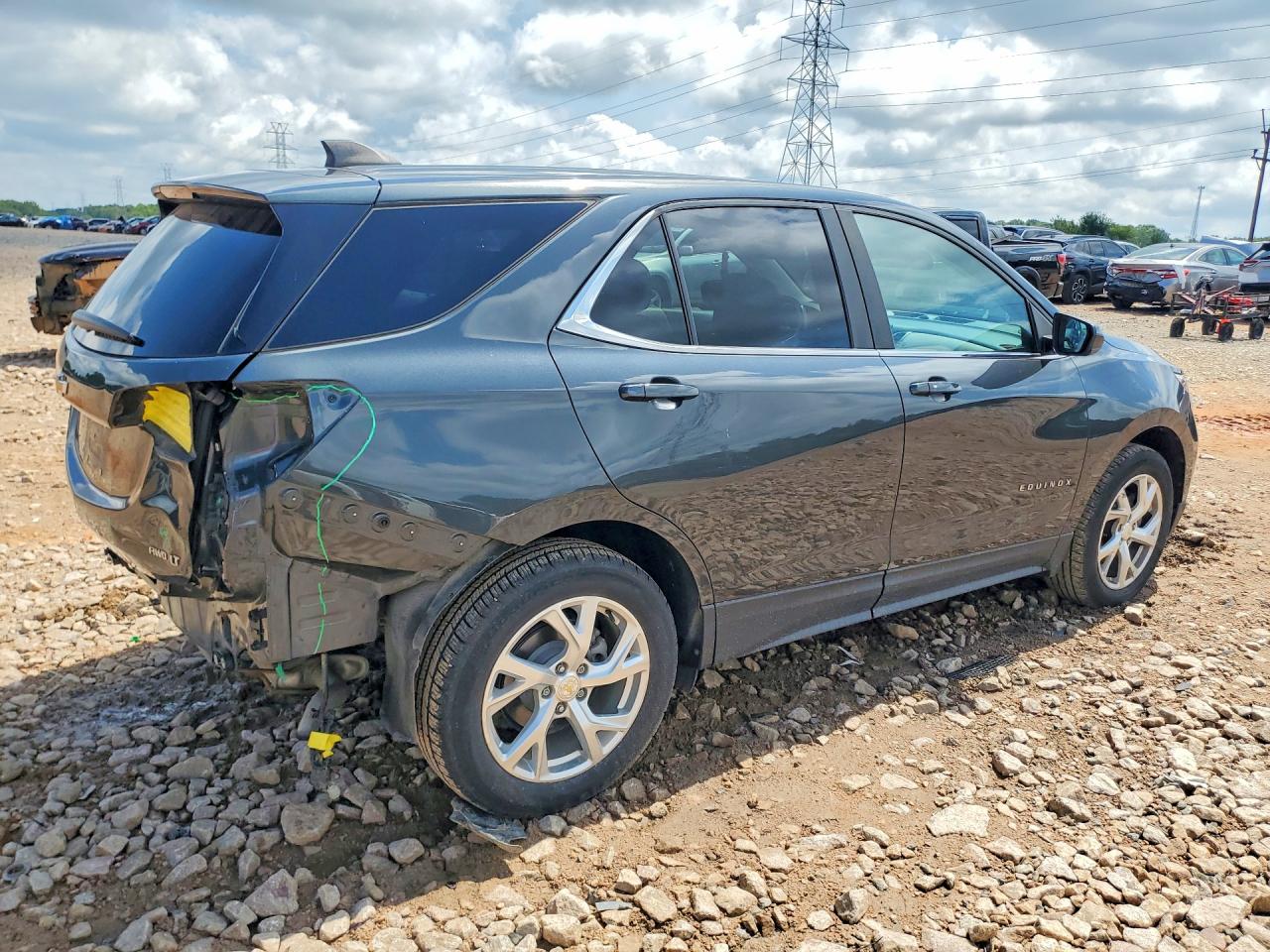 2GNAXUEVXM6135633 · 2021 CHEVROLET EQUINOX · 3/14