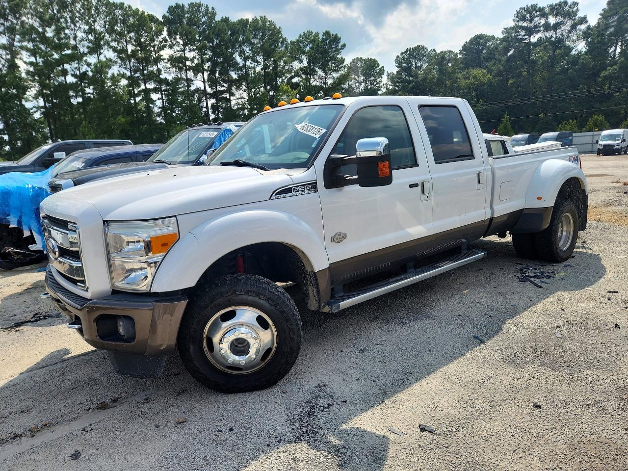 1FT8W3DT6GED08567 · 2016 FORD F350
