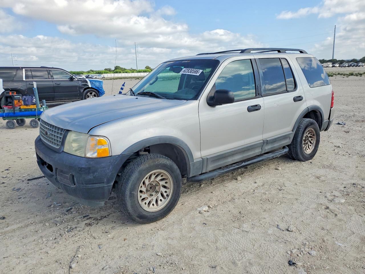 1FMZU63K23ZB02469 · 2003 FORD EXPLORER