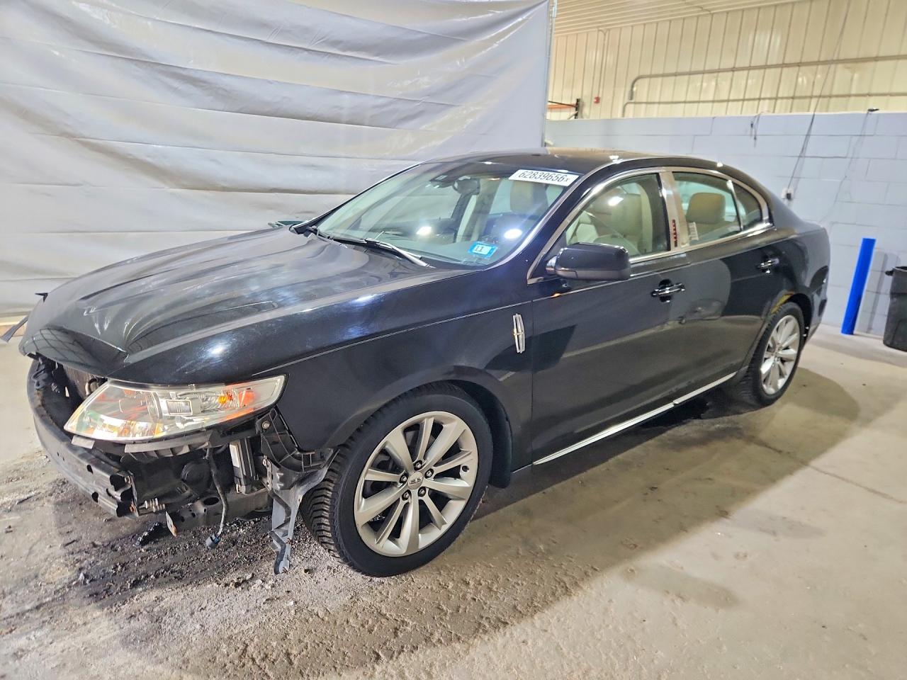 1LNHL9FT6BG605114 · 2011 LINCOLN MKS