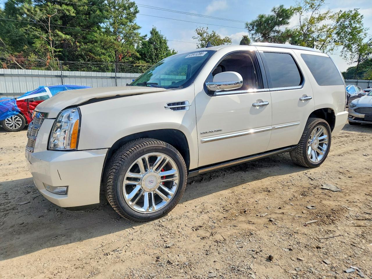 2013 CADILLAC ESCALADE
