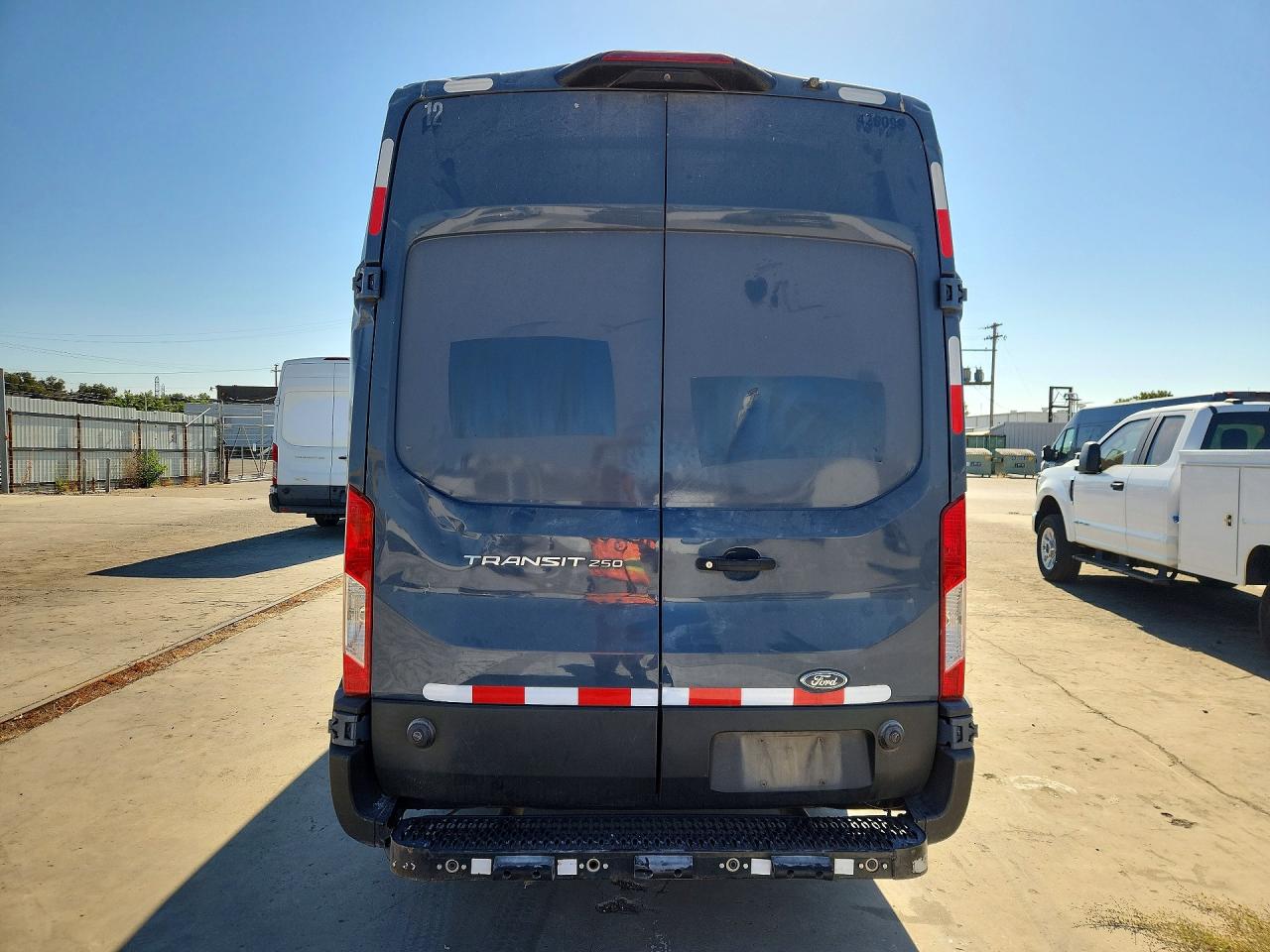 1FTBR3X86LKA72308 · 2020 FORD TRANSIT · 6/13