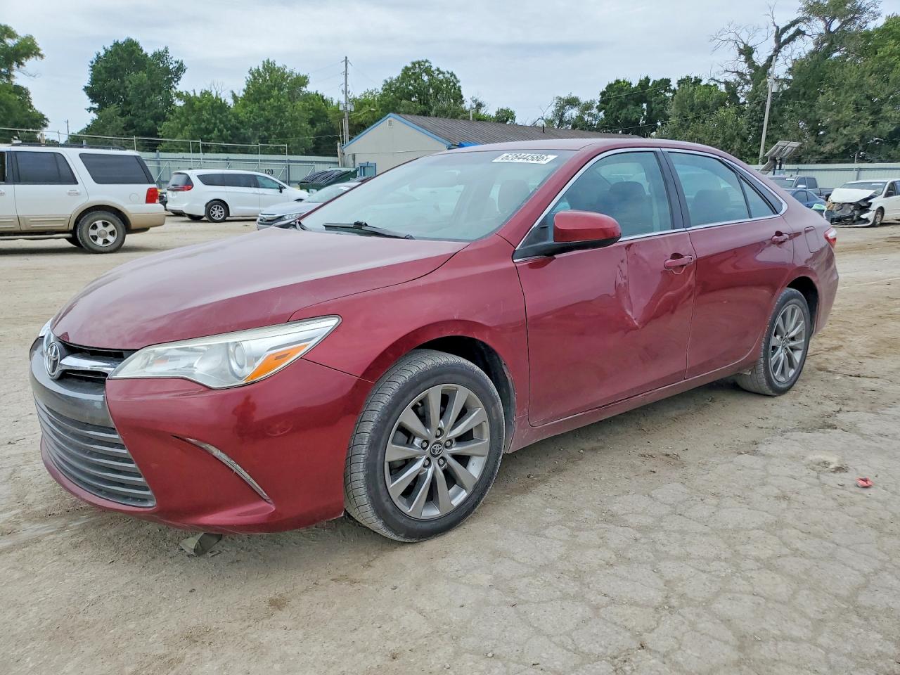 4T1BF1FK3HU766682 · 2017 TOYOTA CAMRY