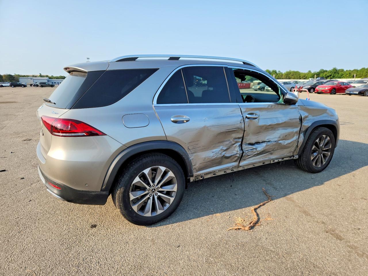4JGFB4KB8PA955090 · 2023 MERCEDES-BENZ GLE · 3/14