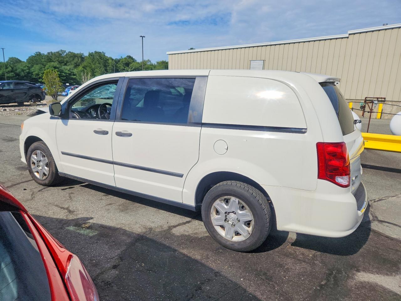 2C4RRGAG3DR773557 · 2013 RAM TRADESMAN · 2/13