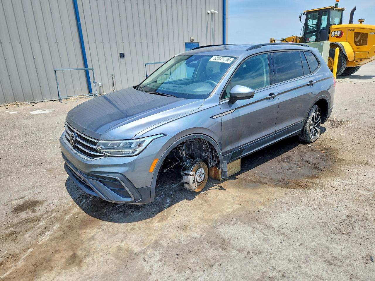 3VVFB7AX9PM070341 · 2023 VOLKSWAGEN TIGUAN