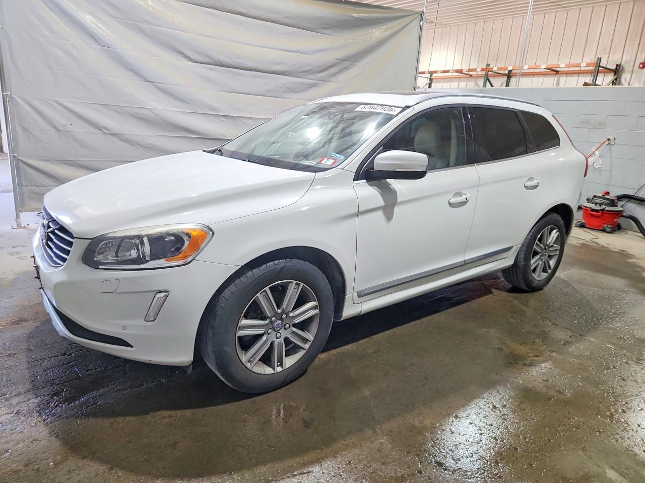 YV440MRU9H2021294 · 2017 VOLVO XC60