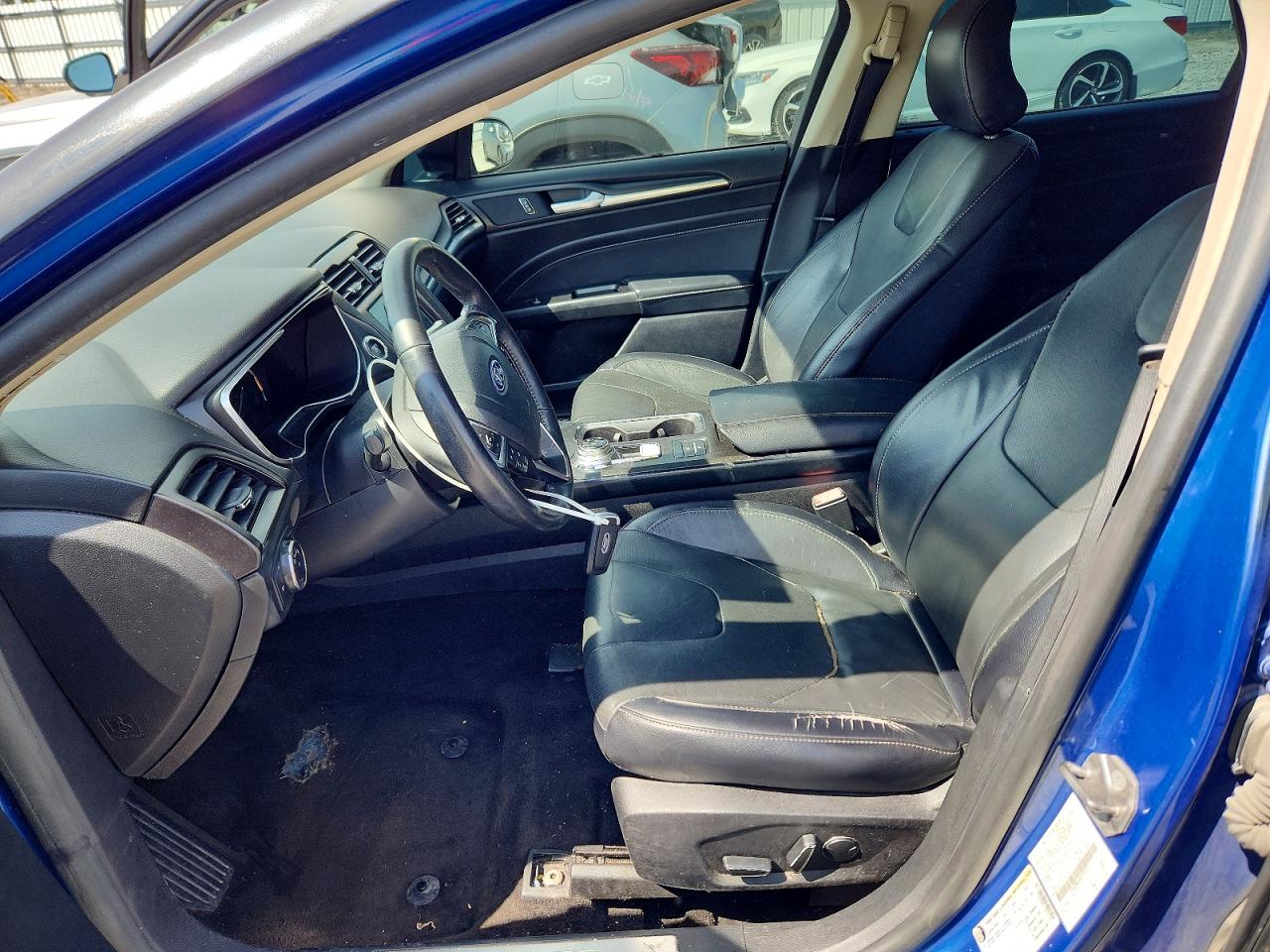 3FA6P0RU0JR181832 · 2018 FORD FUSION · 7/12