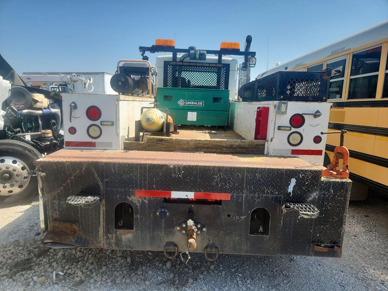 2NKHHM7X7CM303207 · 2012 KENWORTH T370 · 6/10