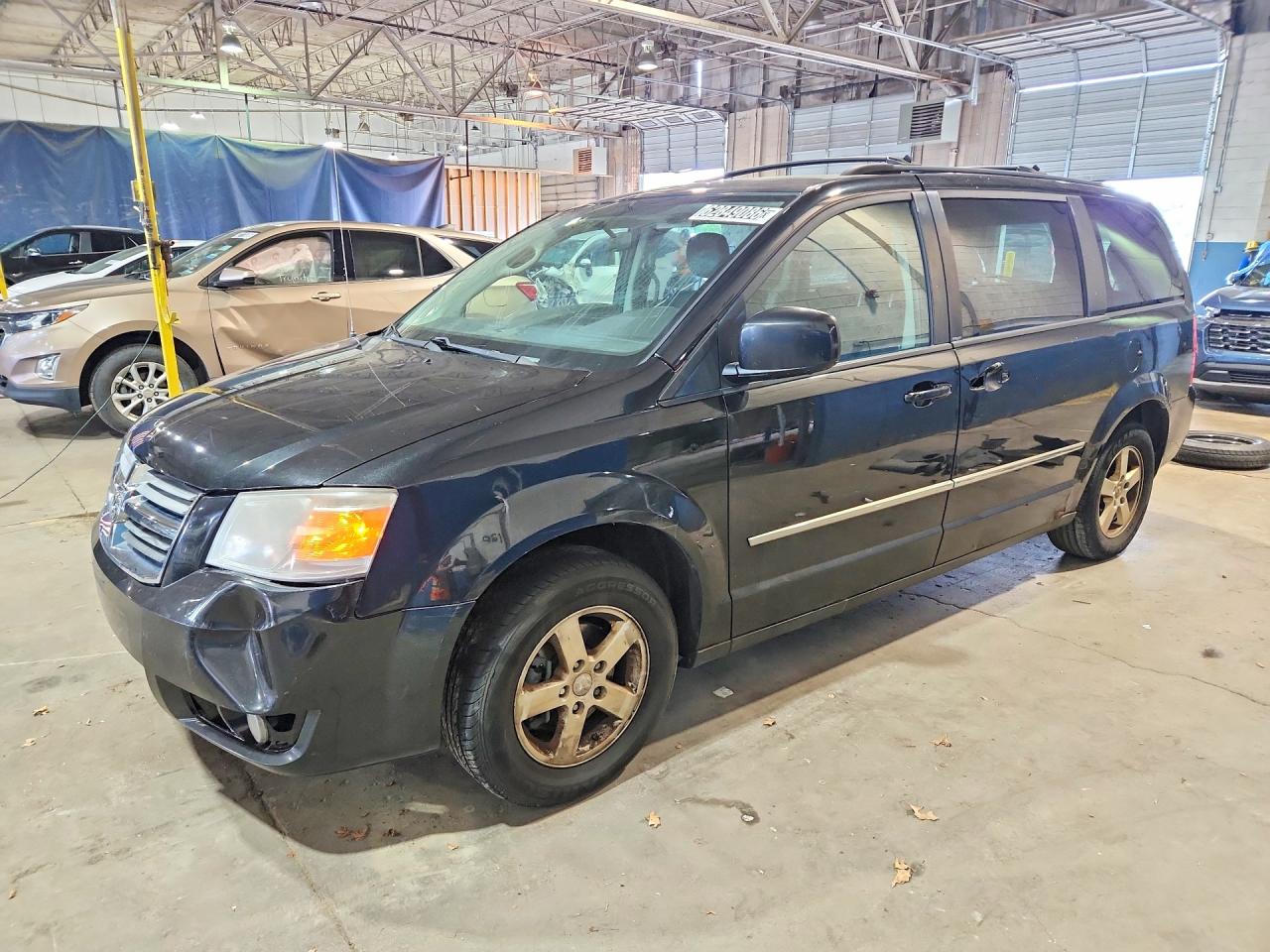 2D4RN5D16AR135647 · 2010 DODGE GRAND CARAVAN