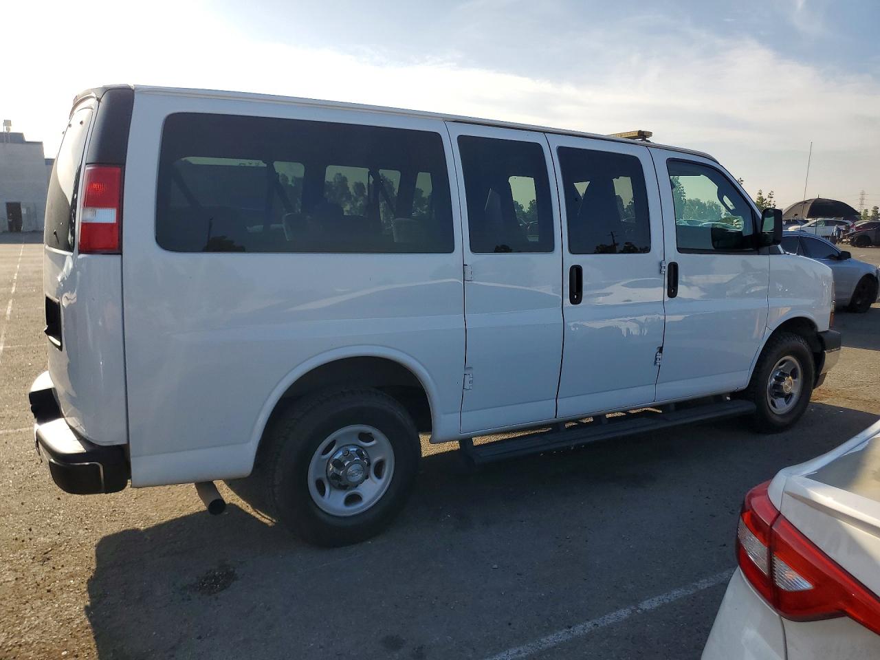 1GAZGMFG2K1278130 · 2019 CHEVROLET EXPRESS G3500 · 3/13