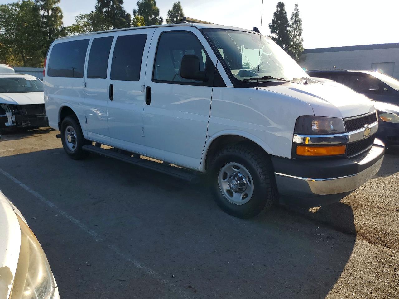 1GAZGMFG2K1278130 · 2019 CHEVROLET EXPRESS G3500 · 4/13