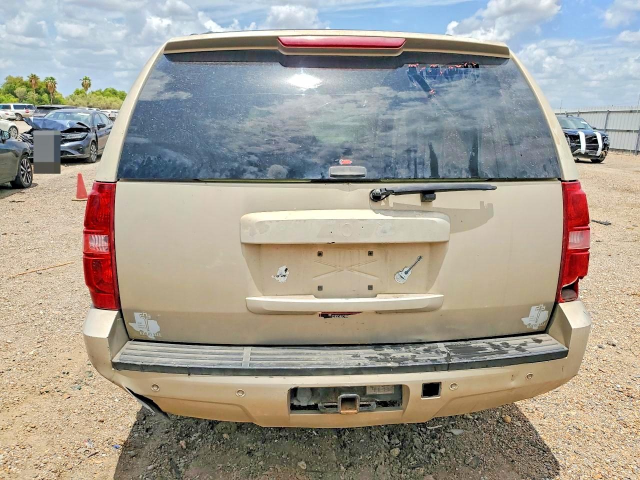 1GNFC26J49R180032 · 2009 CHEVROLET SUBURBAN · 6/13