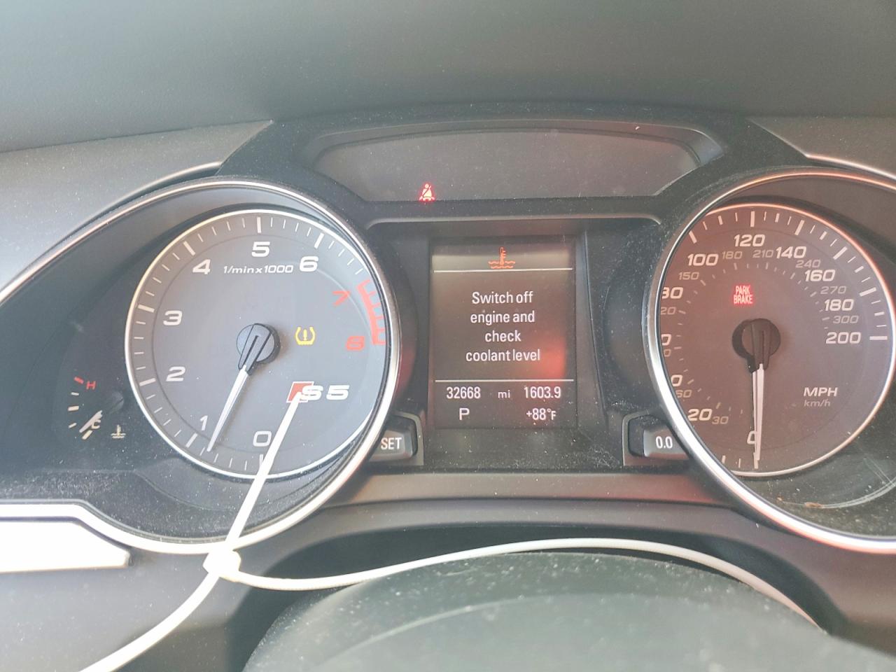 WAUCGAFH1CN005627 · 2012 AUDI S5 · 9/13