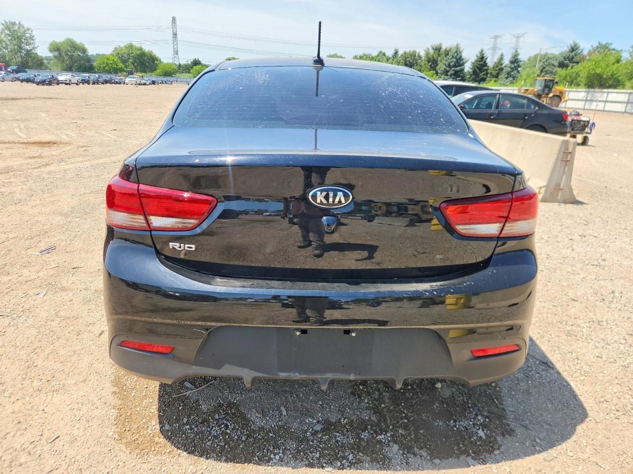 3KPA24AD3LE355215 · 2020 KIA RIO · 6/12