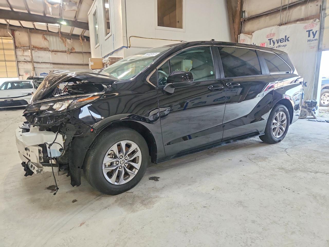 5TDKRKEC0SS231526 · 2025 TOYOTA SIENNA