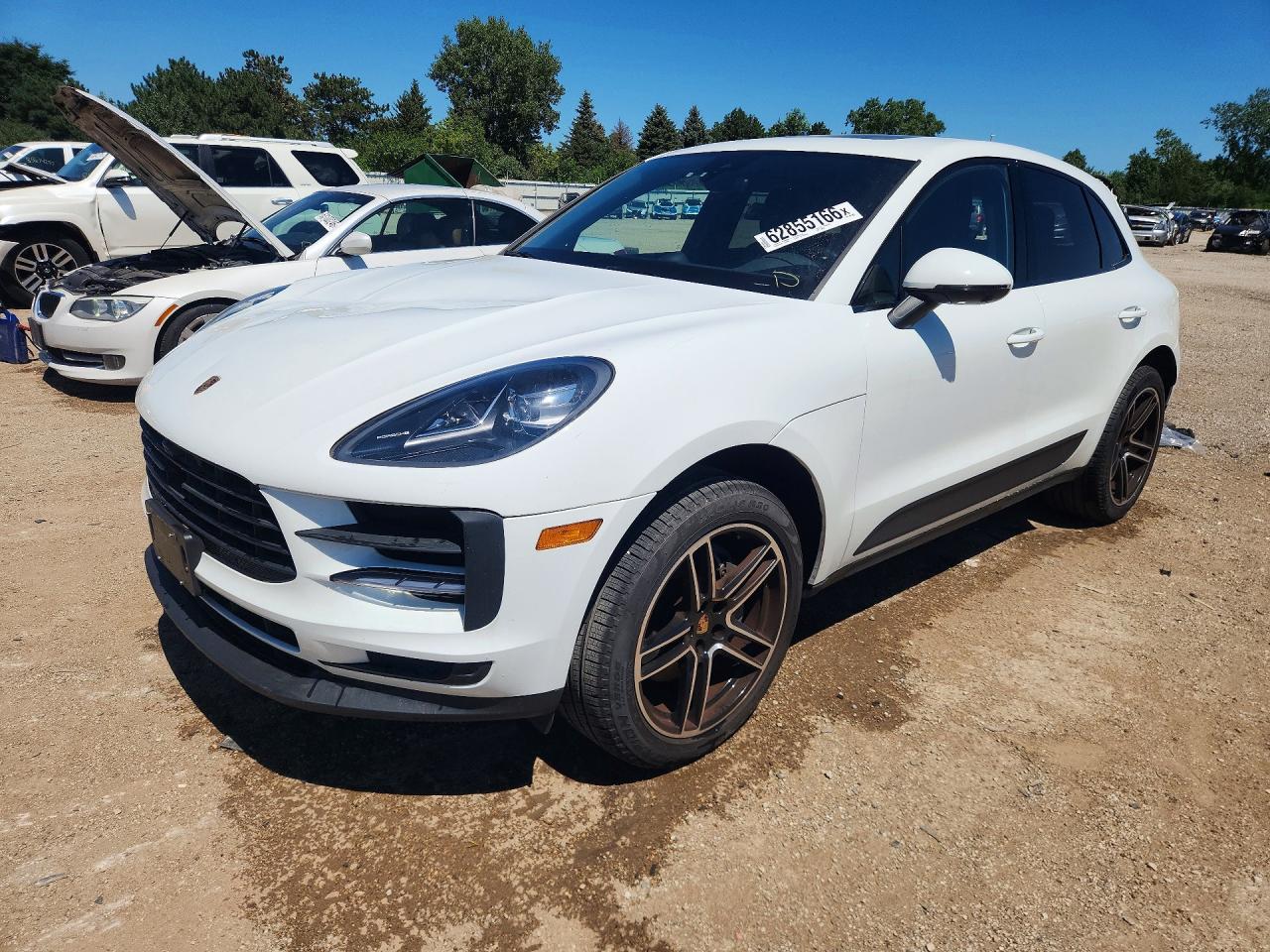 WP1AB2A56MLB38052 · 2021 PORSCHE MACAN