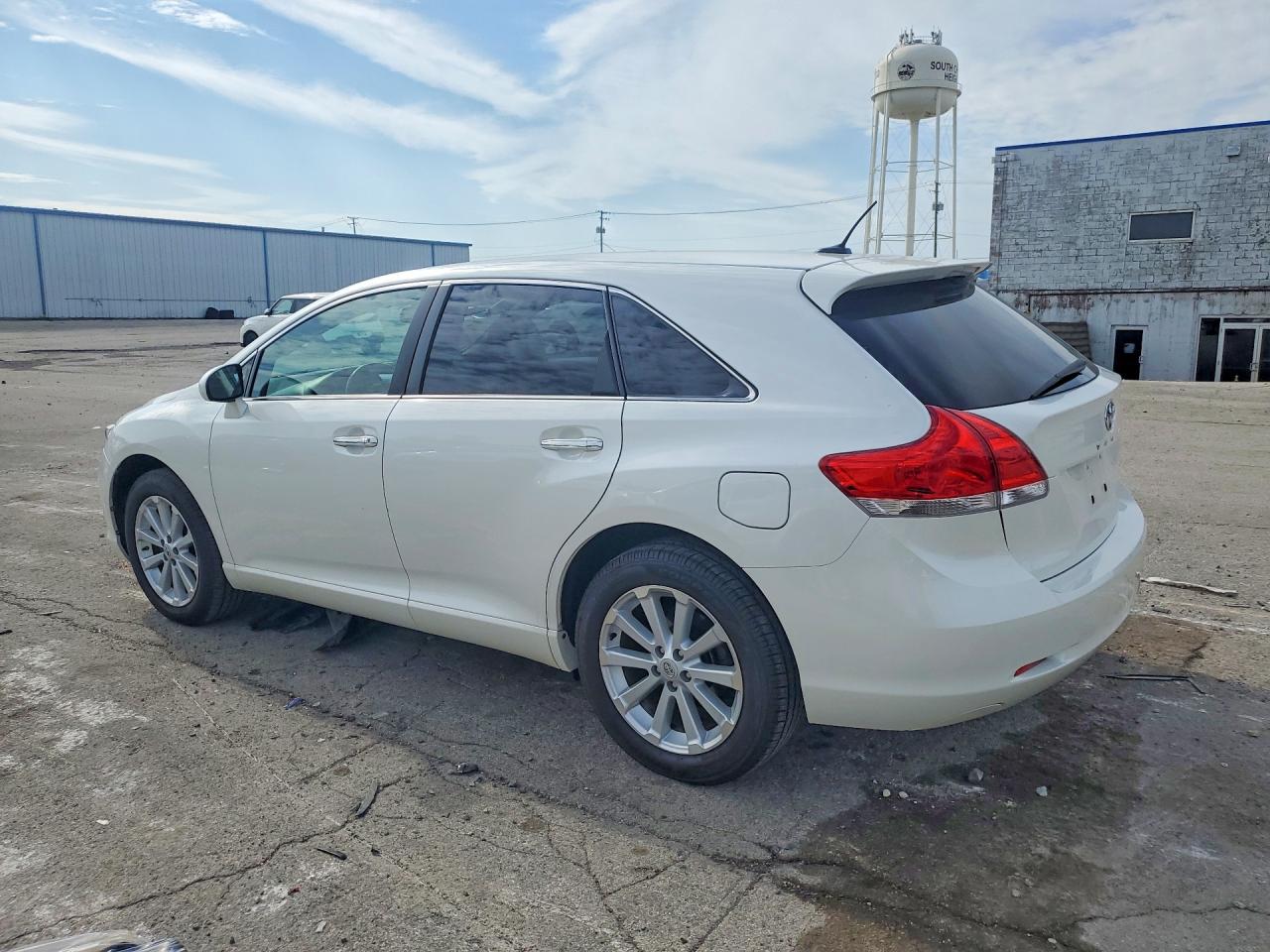 4T3ZE11A89U008376 · 2009 TOYOTA VENZA · 2/13