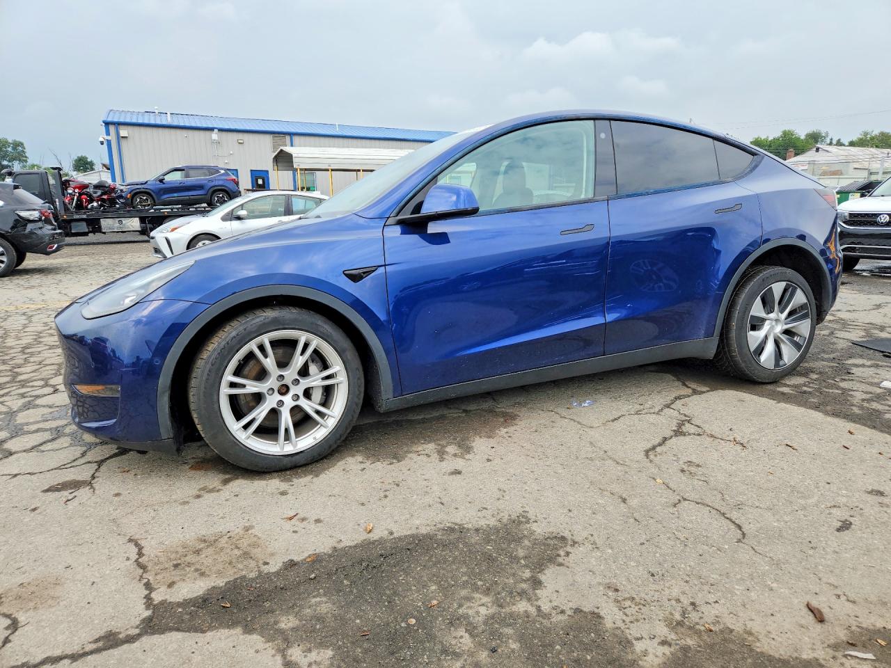 5YJYGDEE4MF087306 · 2021 TESLA MODEL Y