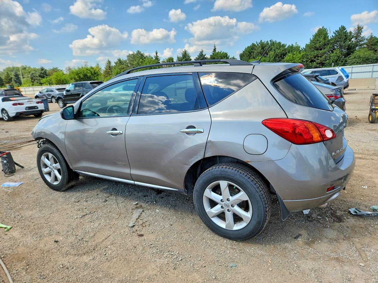 JN8AZ1MW8AW107024 · 2010 NISSAN MURANO · 2/13