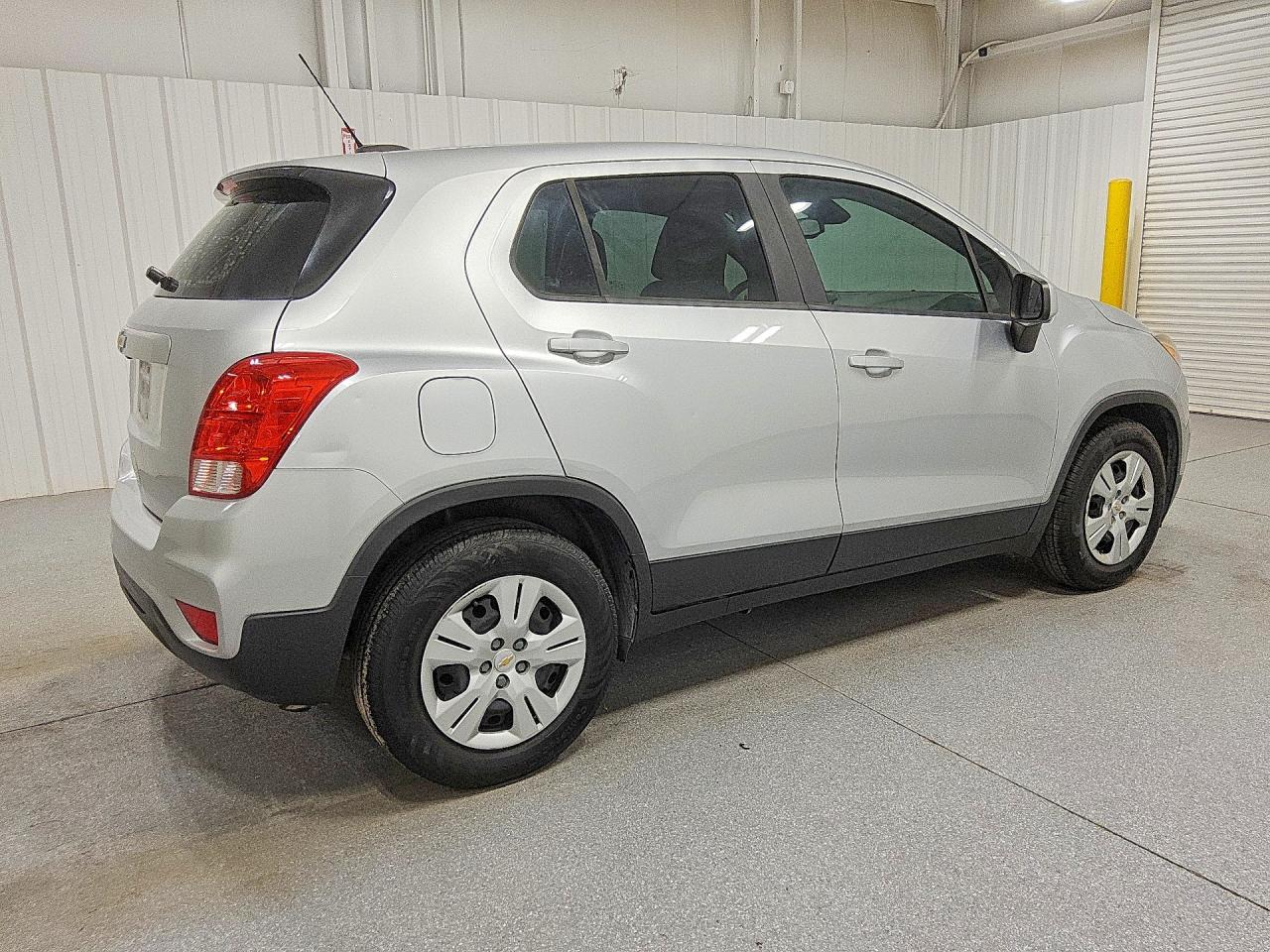 3GNCJKSB3HL133748 · 2017 CHEVROLET TRAX · 3/13