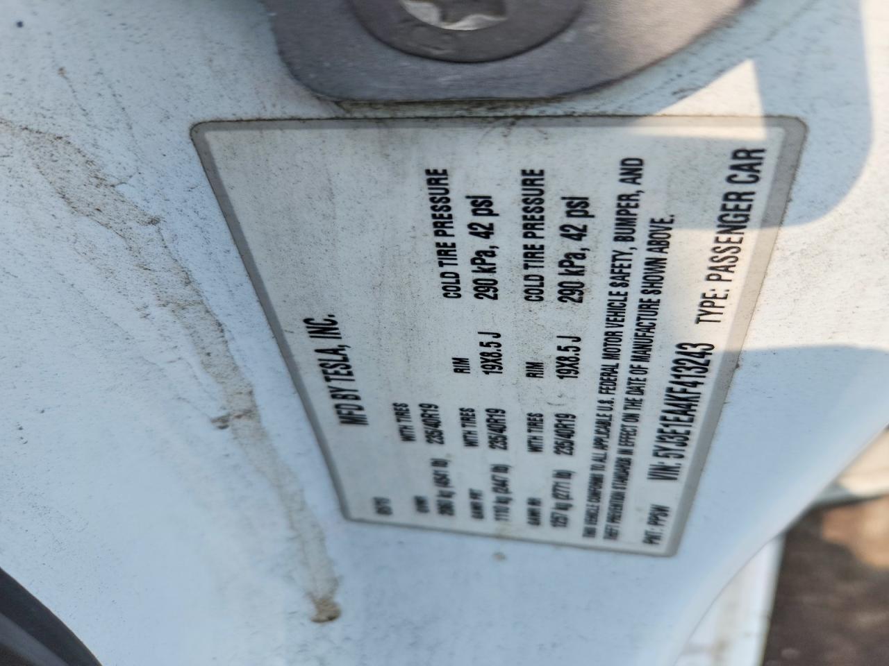 5YJ3E1EA4KF413243 · 2019 TESLA MODEL 3 · 12/12