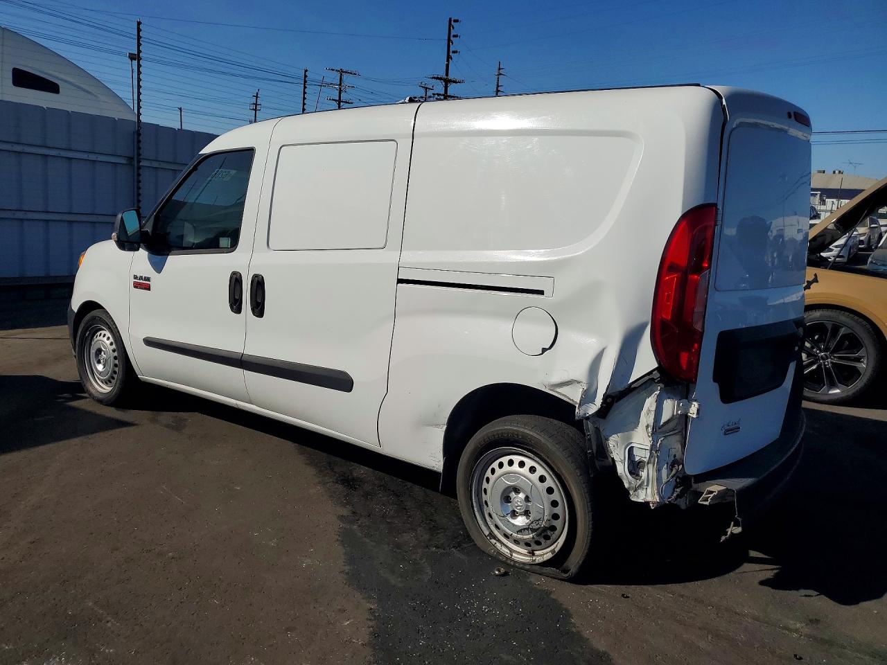 ZFBERFAB3J6L64722 · 2018 RAM PROMASTER CITY · 2/13
