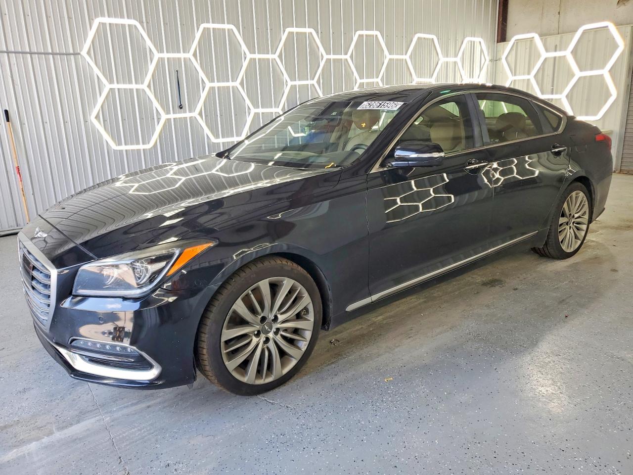 KMHGN4JFXJU228572 · 2018 GENESIS G80