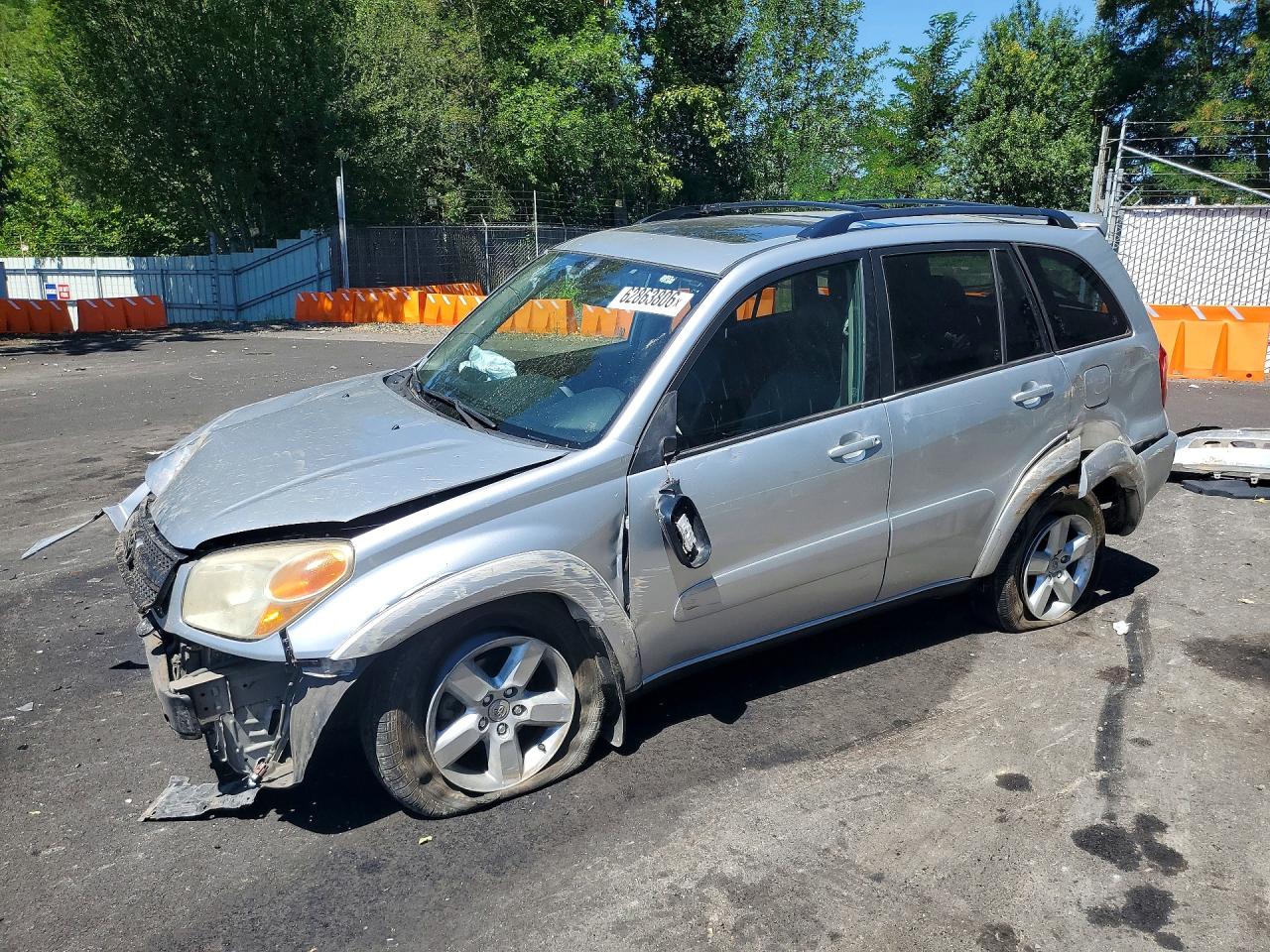 JTEHD20V556041075 · 2005 TOYOTA RAV4