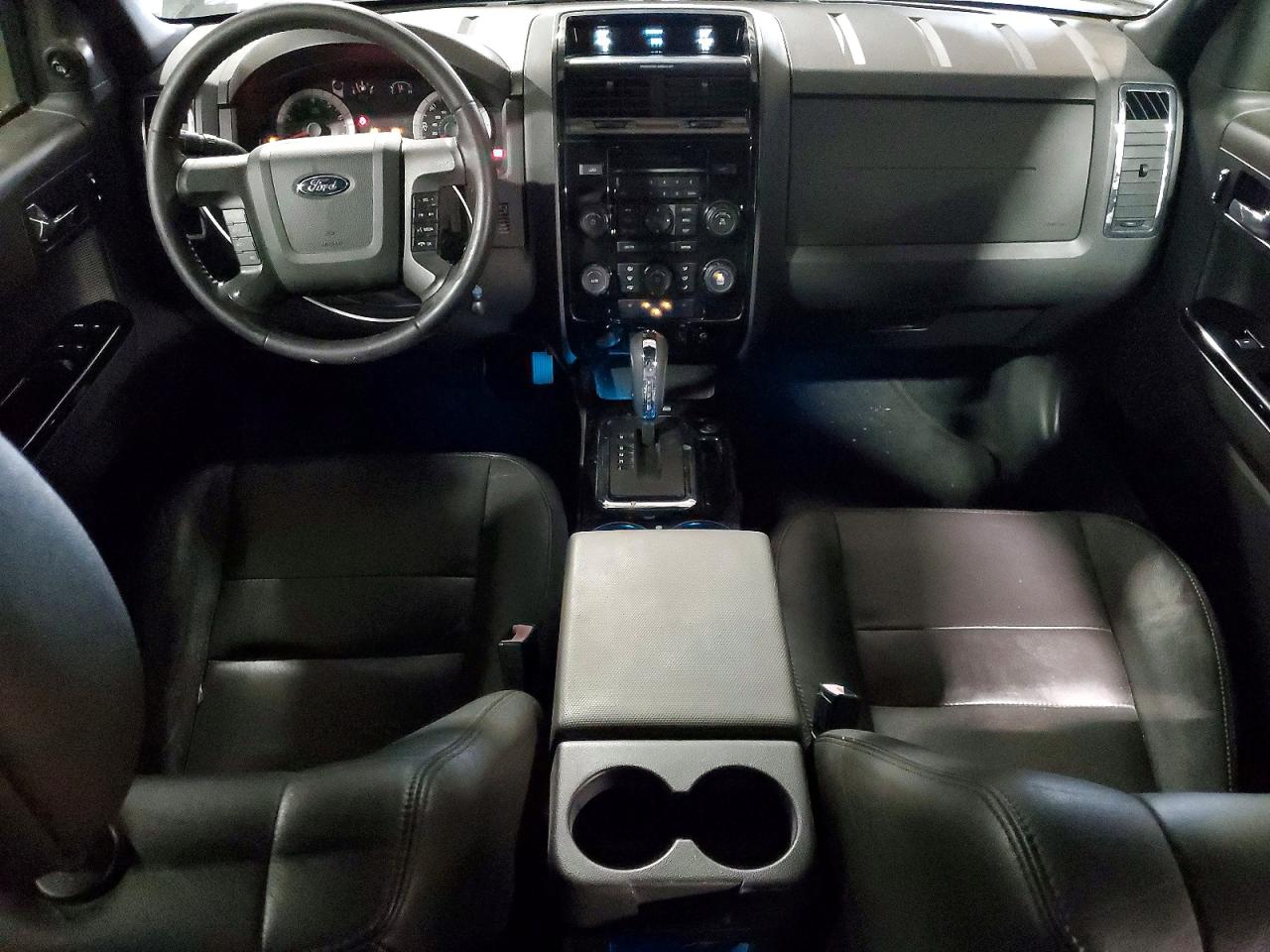 1FMCU04789KB21638 · 2009 FORD ESCAPE · 8/13