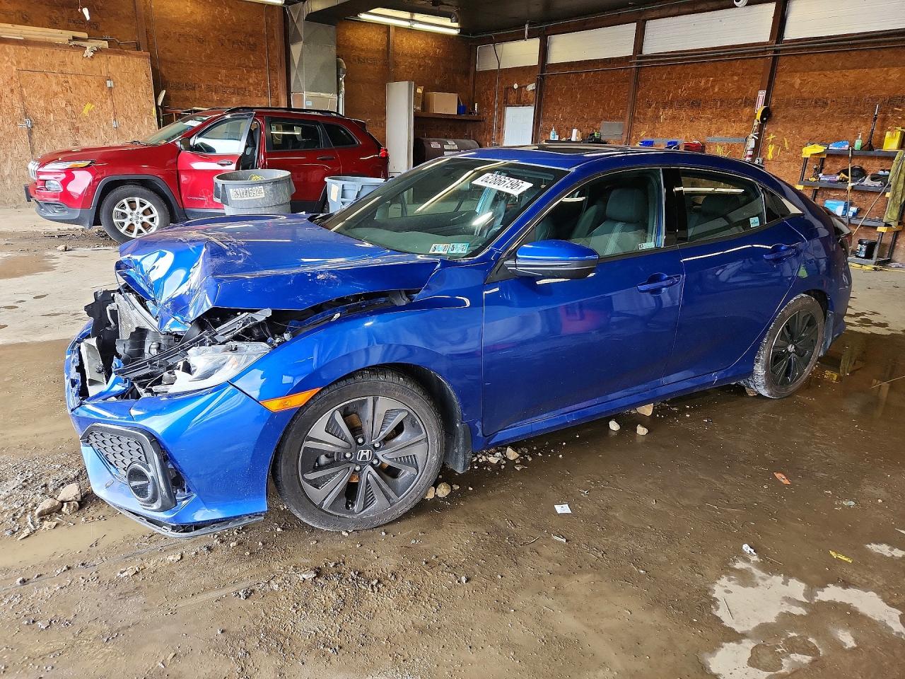 SHHFK7H52JU426027 · 2018 HONDA CIVIC