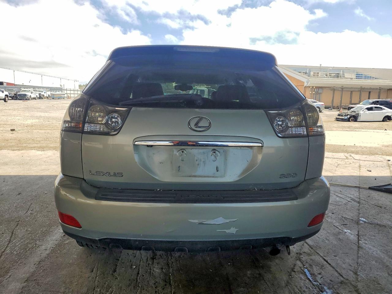 2T2GA31U76C052315 · 2006 LEXUS RX · 6/12
