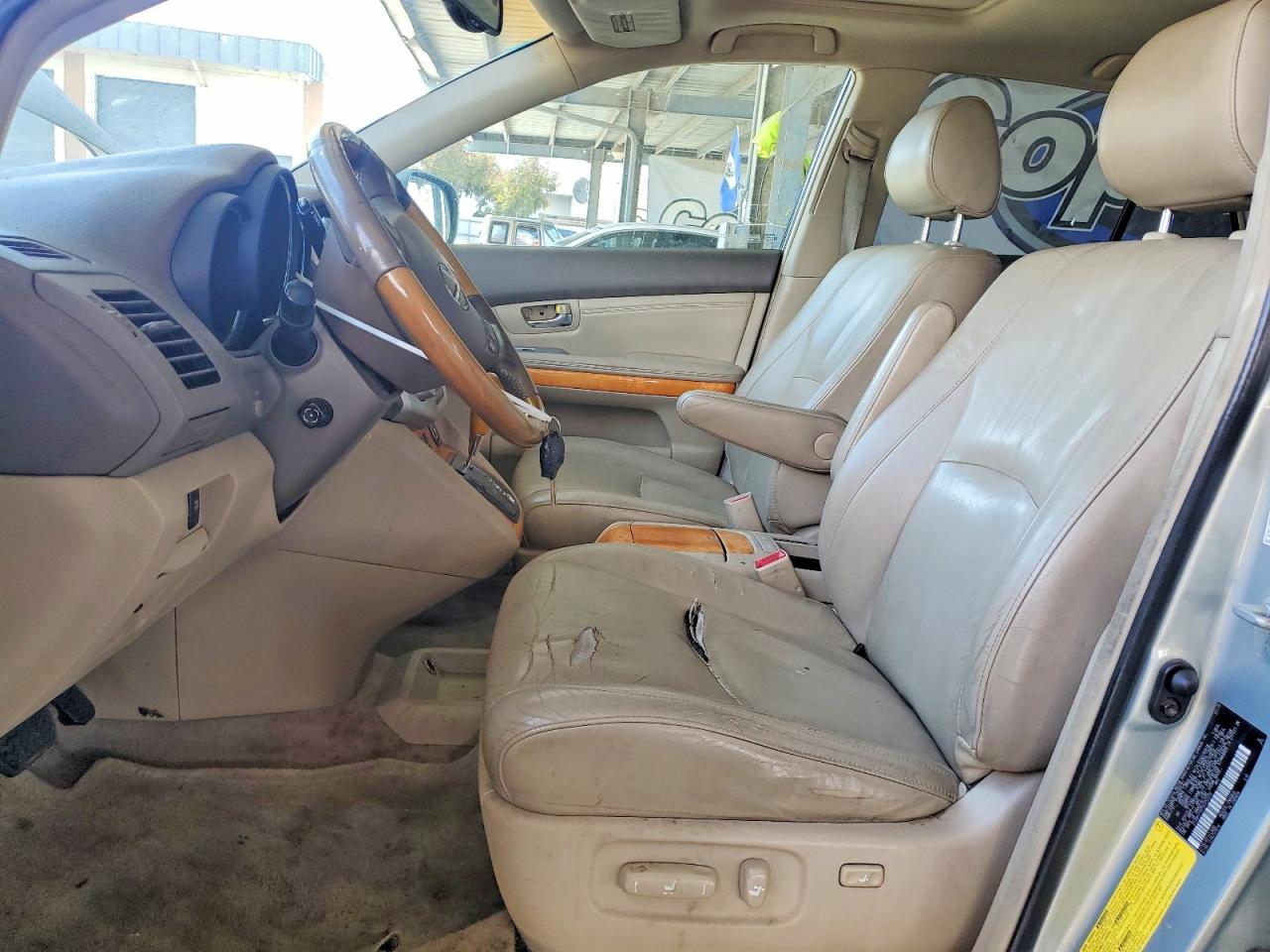 2T2GA31U76C052315 · 2006 LEXUS RX · 7/12