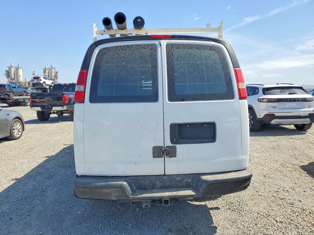 1GCWGGFF3F1107928 · 2015 CHEVROLET EXPRESS G2500 · 6/13