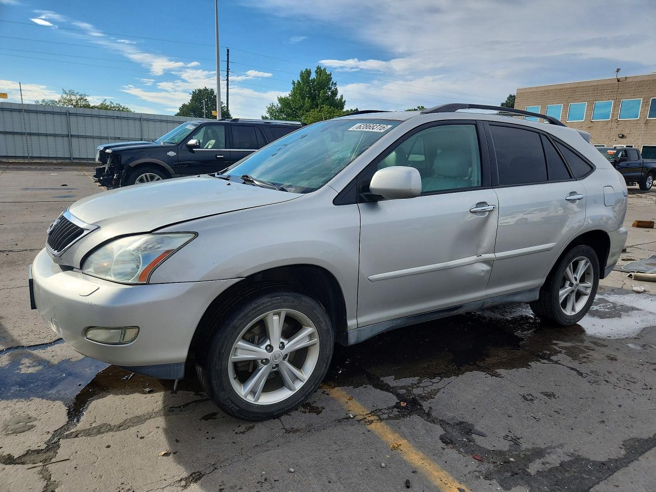 2T2HK31U38C067057 · 2008 LEXUS RX